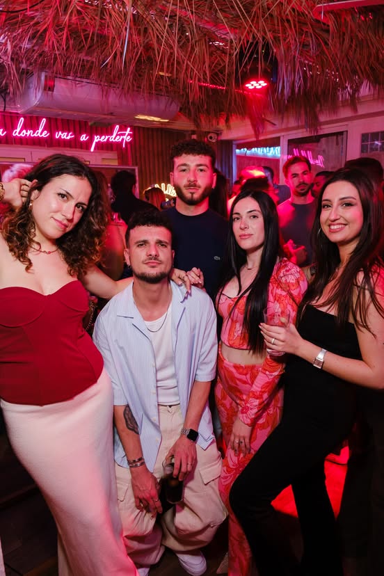 661724468_944420885019808_8313570756809420989_n